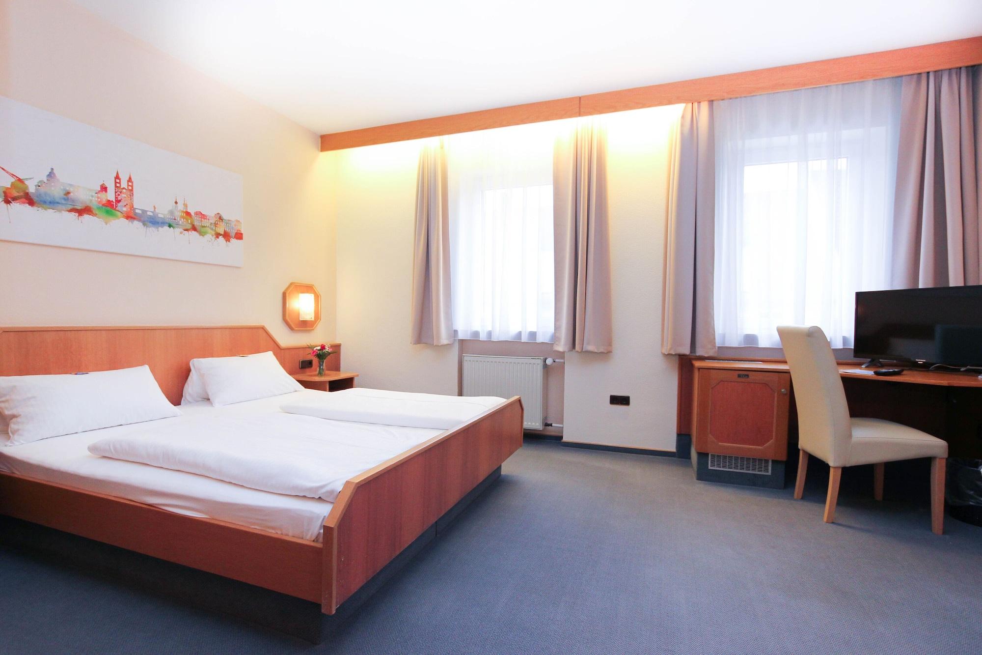 City Hotel Wuerzburg Eksteriør billede