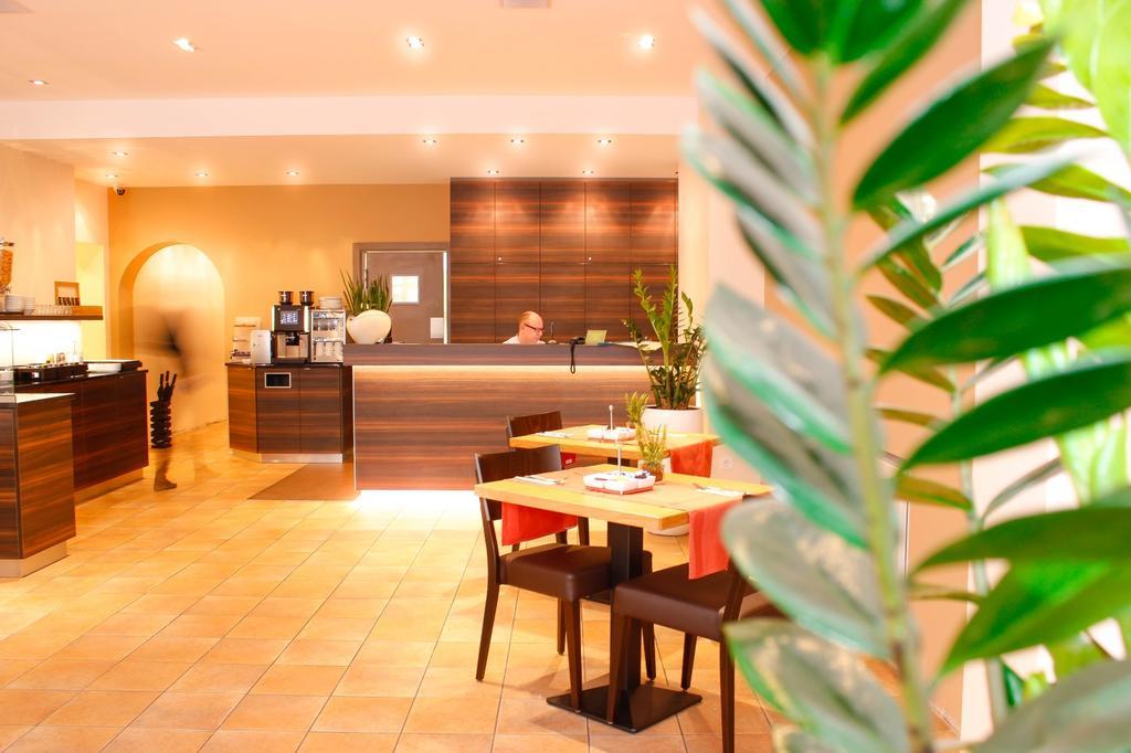 City Hotel Wuerzburg Eksteriør billede